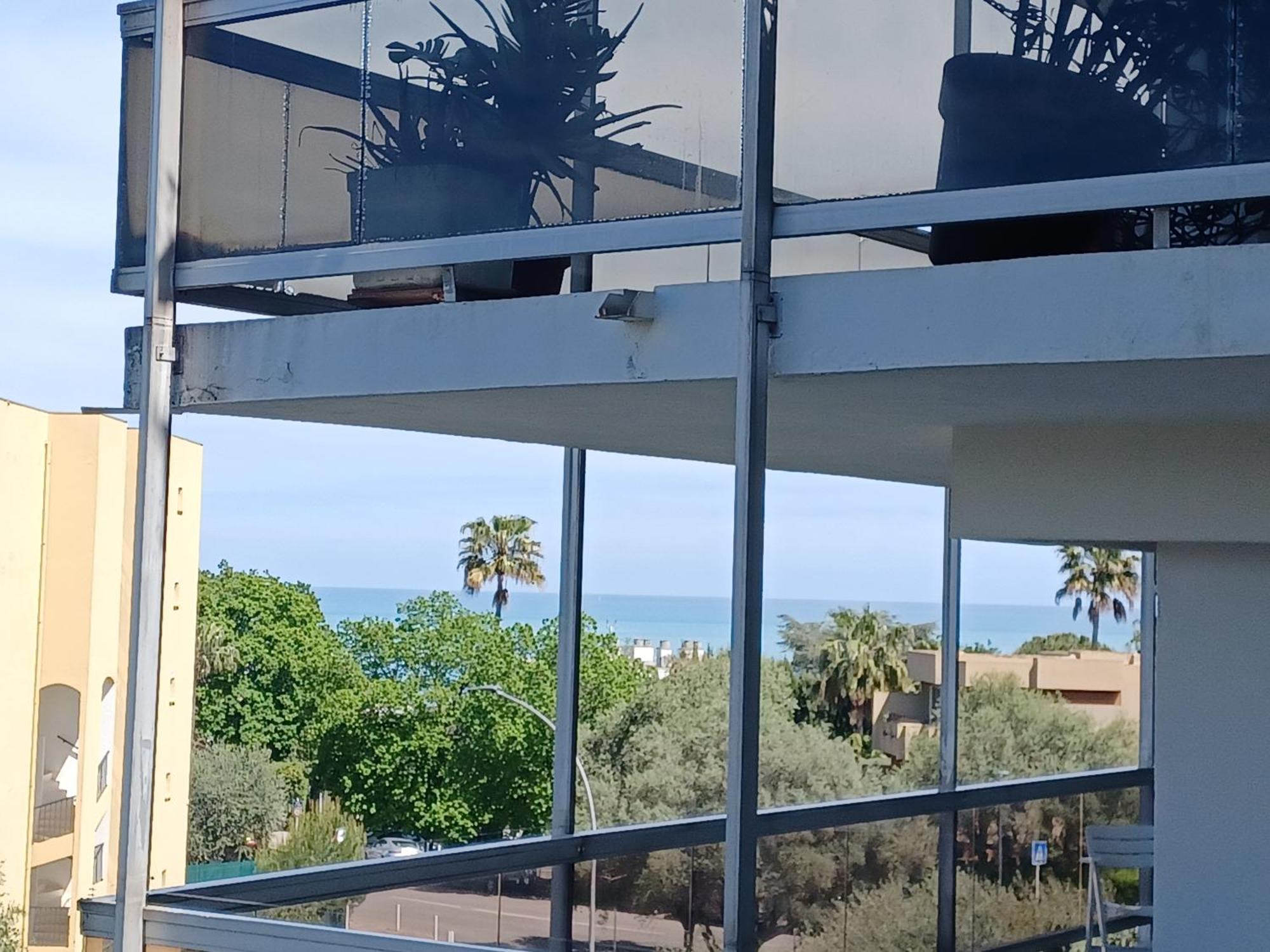 Juan Les Pins Tanit Studio Climatise Vue Sur Mer Piscine Antibes Exterior foto